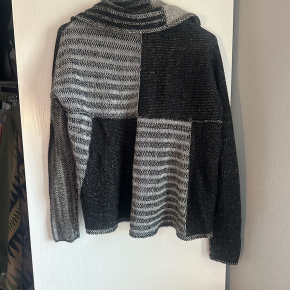 CAbi Gray and Black Cardigan Sweater with Color-Blocked Design - Picture 3 of 3